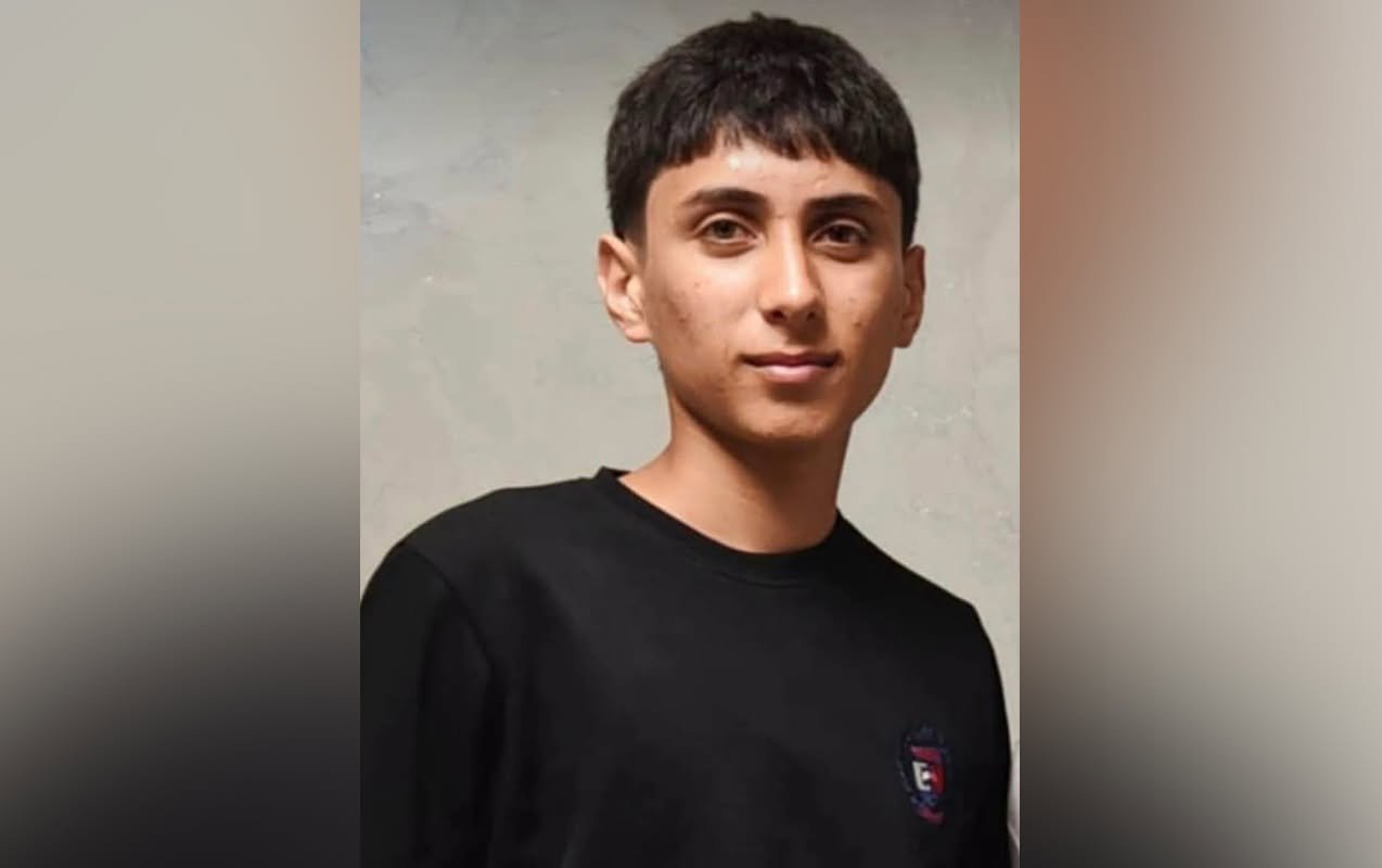 Məktəblinin sürdüyü motosiklet evə çırpıldı