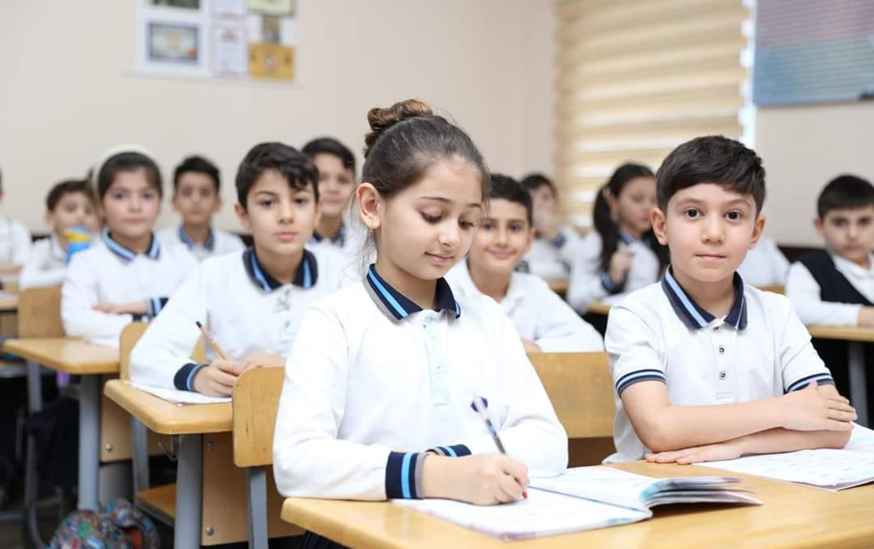 Şagirdlərin elektron yerdəyişməsinə başlanılır