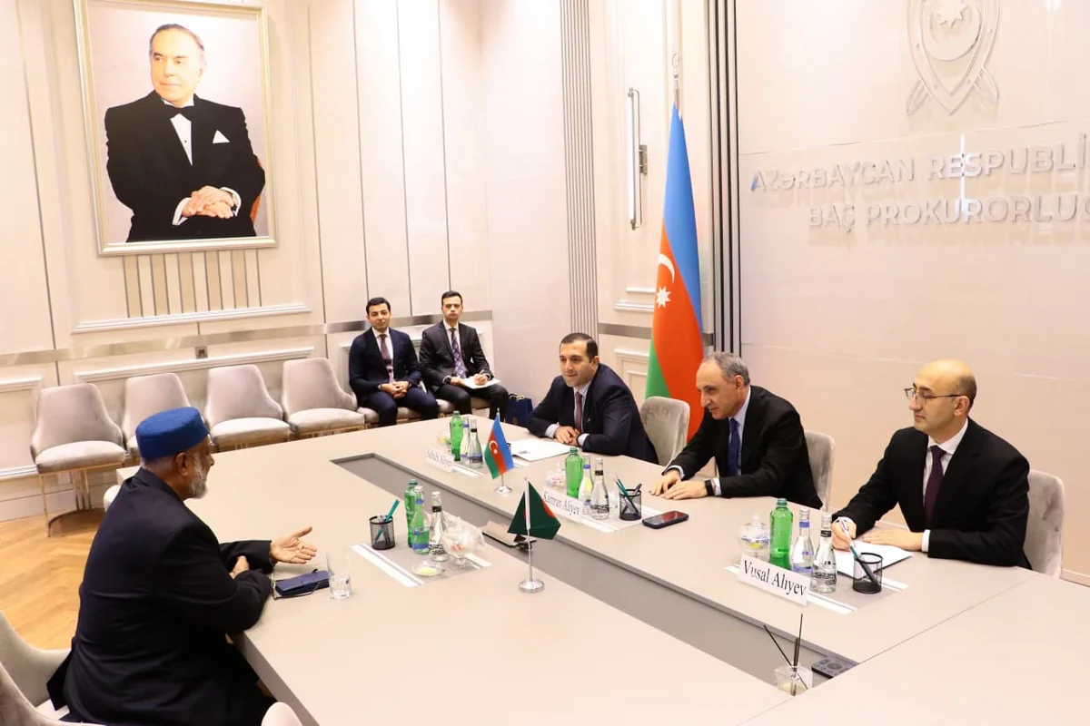 Kamran Əliyev Kamerun və Banqladeşin korrupsiyaya qarşı mübarizə qurumlarının rəhbərləri ilə görüşüb