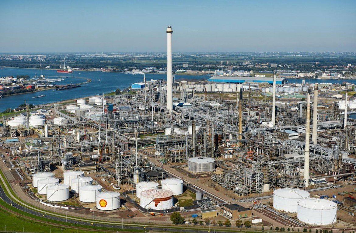 Britaniyanın “Shell” şirkəti dizel yanacağı istehsalında rekord göstəriciyə nail olub