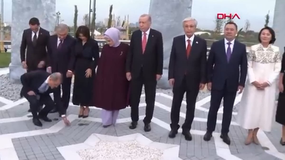 Ceyhun Bayramovdan nəzakətli addım - Video
