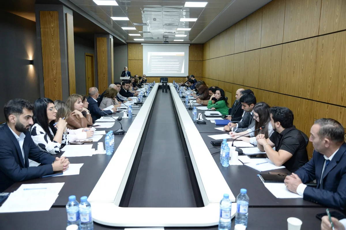 Azərbaycanda sənaye statistikası üzrə hesabatlılıq müzakirə edilib